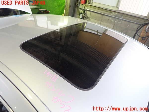 1UPJ-20221470]ベンツ CLS350(218359C C218)1列目サンルーフガラス 43R-004553 中古_m0001.jpg