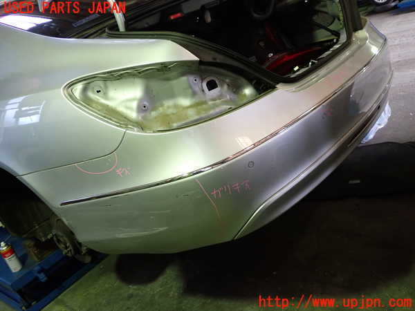 1UPJ-20221610]ベンツ CLS350(218359C C218)リアバンパー 中古_m0002.jpg
