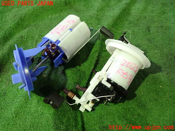 1UPJ-20222510]ベンツ CLS350(218359C C218)燃料ポンプ 中古_m0004.jpg