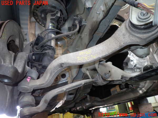 1UPJ-20225315]ベンツ CLS350(218359C C218)右フロントテンションロッド 中古_m0001.jpg