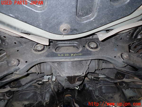 1UPJ-20225295]ベンツ CLS350(218359C C218)リアメンバー 中古_m0001.jpg