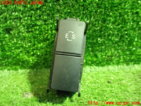 1UPJ-20226307]ベンツ CLS350(218359C C218)スイッチ2 (E S) 中古_m0001.jpg