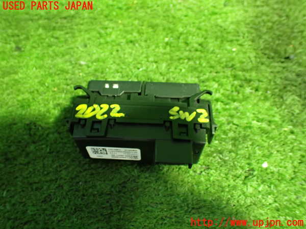 1UPJ-20226307]ベンツ CLS350(218359C C218)スイッチ2 (E S) 中古_m0004.jpg