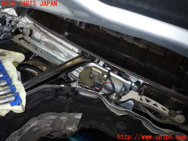 1UPJ-20226770]ベンツ CLS350(218359C C218)フロントワイパーモーター 中古_m0001.jpg