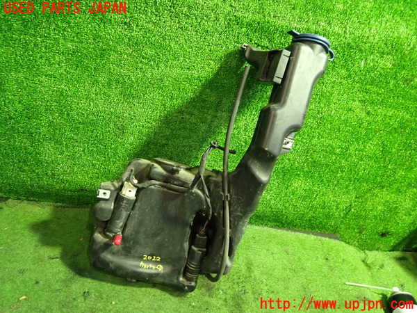 1UPJ-20226791]ベンツ CLS350(218359C C218)ウォッシャータンク1 中古_m0002.jpg
