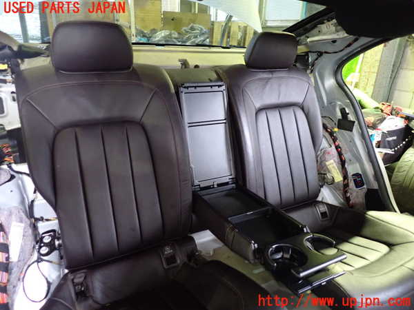 1UPJ-20227385]ベンツ CLS350(218359C C218)リアシート 中古_m0002.jpg