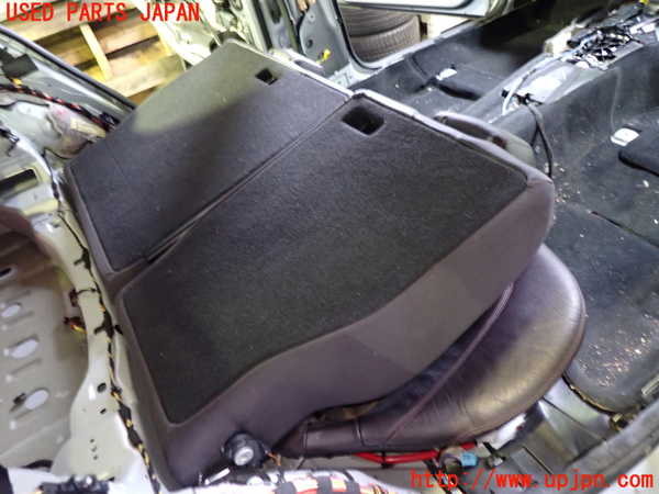 1UPJ-20227385]ベンツ CLS350(218359C C218)リアシート 中古_m0005.jpg