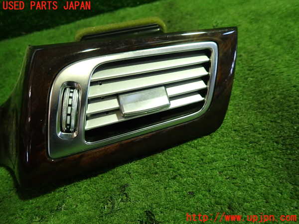 1UPJ-20227526]ベンツ CLS350(218359C C218)エアコン吹き出し口1 (右) 中古_m0002.jpg