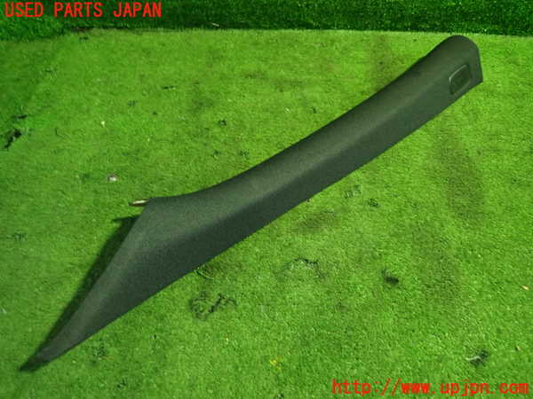 1UPJ-20227660]ベンツ CLS350(218359C C218)左フロントピラートリム 中古_m0002.jpg