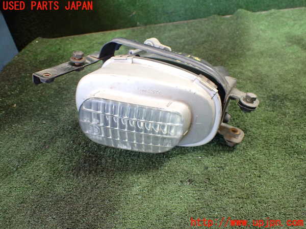 1UPJ-20231182]レクサス・SC430(UZZ40)左フォグ 中古_m0001.jpg
