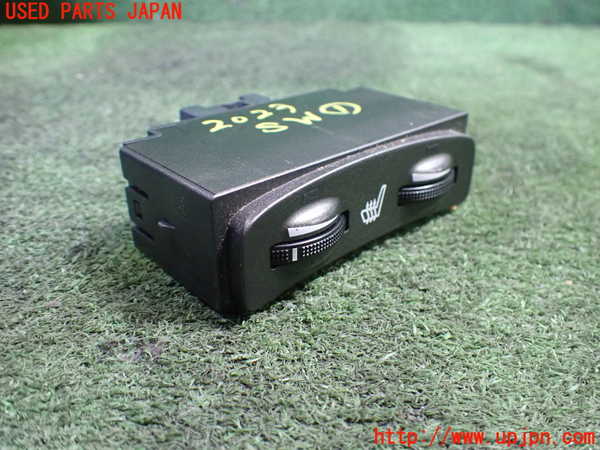 1UPJ-20236306]レクサス・SC430(UZZ40)スイッチ1（シートヒーター） 中古_m0001.jpg