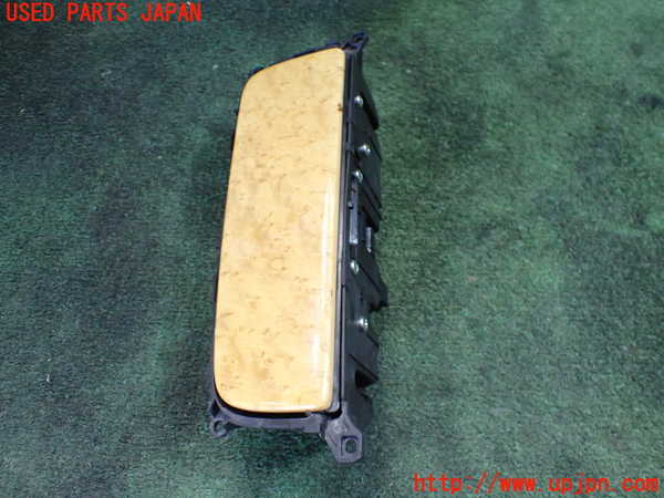 1UPJ-20237810]レクサス・SC430(UZZ40)ドリンクホルダー 中古_m0001.jpg