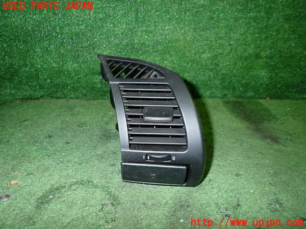 5UPJ-20247526]BMW Z4 (E85) ロードスター(BT30)エアコン吹き出し口1（右） 中古_m0001.jpg