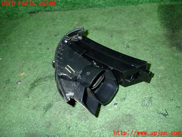 5UPJ-20247526]BMW Z4 (E85) ロードスター(BT30)エアコン吹き出し口1（右） 中古_m0004.jpg