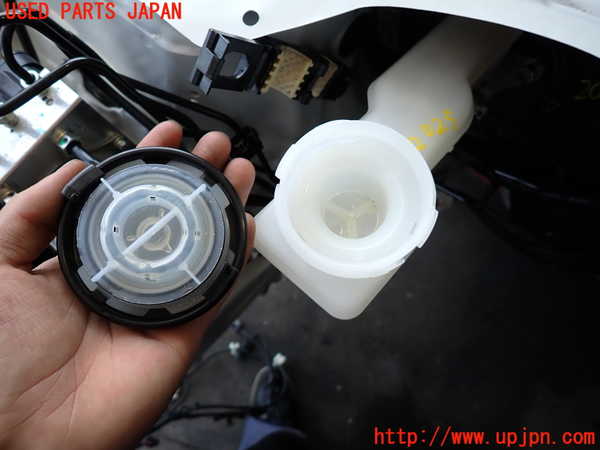 2UPJ-20254050]WR-V(DG5)ブレーキマスターシリンダー 中古_m0002.jpg