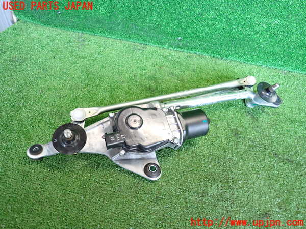 5UPJ-20256770]WR-V(DG5)フロントワイパーモーター 中古_m0001.jpg