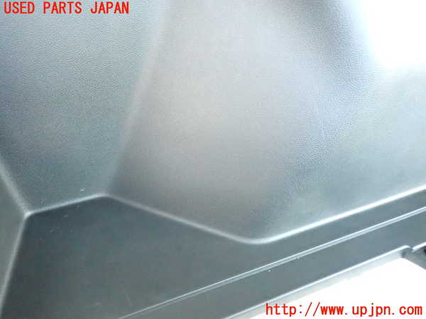 5UPJ-20257680]WR-V(DG5)左リアピラートリム 中古_m0002.jpg