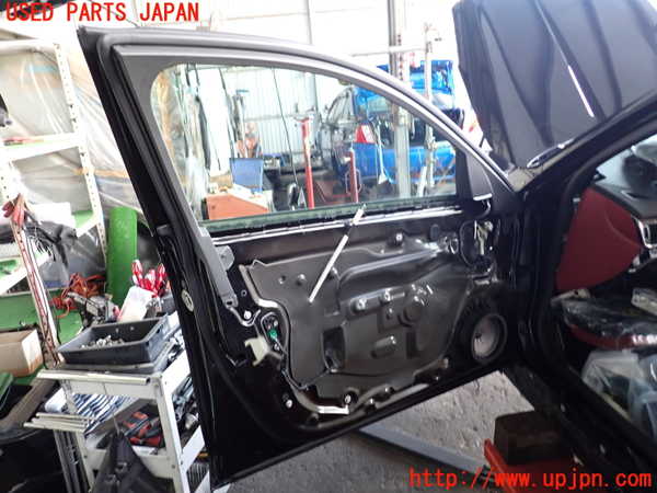 2UPJ-20261260]キャデラック・ATS(A1SL)左前ドア 中古 AGC M8H4 43R-000319_m0002.jpg