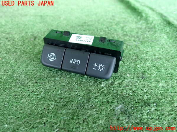 2UPJ-20266307]キャデラック・ATS(A1SL)スイッチ2(HUD INFO 照度) 中古_m0001.jpg