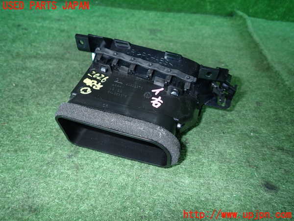 2UPJ-20267526]キャデラック・ATS(A1SL)エアコン吹き出し口1 中古_m0002.jpg