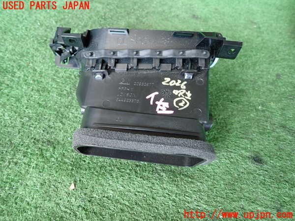 2UPJ-20267527]キャデラック・ATS(A1SL)エアコン吹き出し口2 中古_m0002.jpg