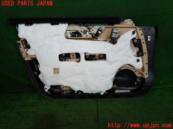 2UPJ-20261234]キャデラック・ATS(A1SL)右前ドア内張り 中古_m0002.jpg