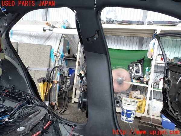 2UPJ-20267670]キャデラック・ATS(A1SL)左センターピラートリム 中古_m0001.jpg