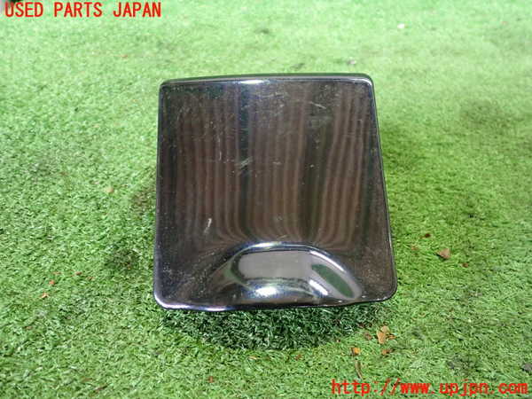 5UPJ-20277821]ランエボ7 GT-A(CT9A)灰皿1 中古_m0001.jpg