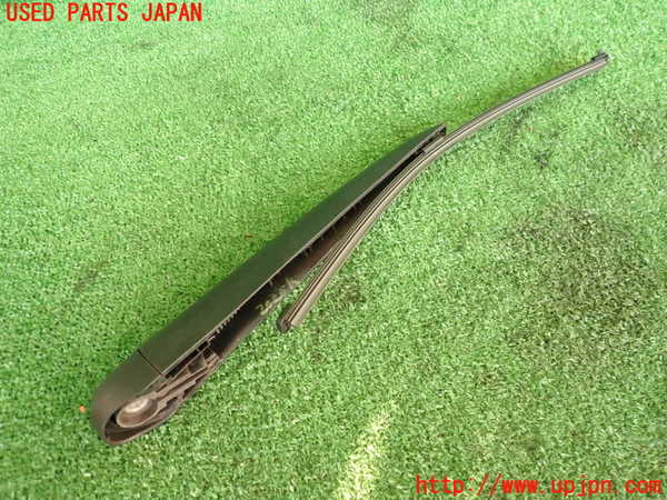 2UPJ-20281661]ベンツ B180(247084)リアワイパーアーム1 中古 【W247】_m0002.jpg