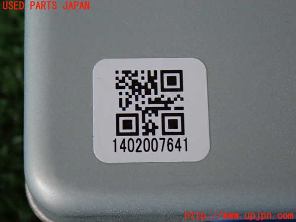 5UPJ-20296525]ハイエースバン200系(KDH206V)アンプ (1402007641)中古_m0004.jpg