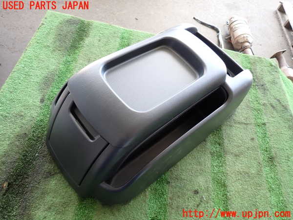 5UPJ-20297540]ハイエースバン200系(KDH206V)センターコンソール 中古_m0001.jpg