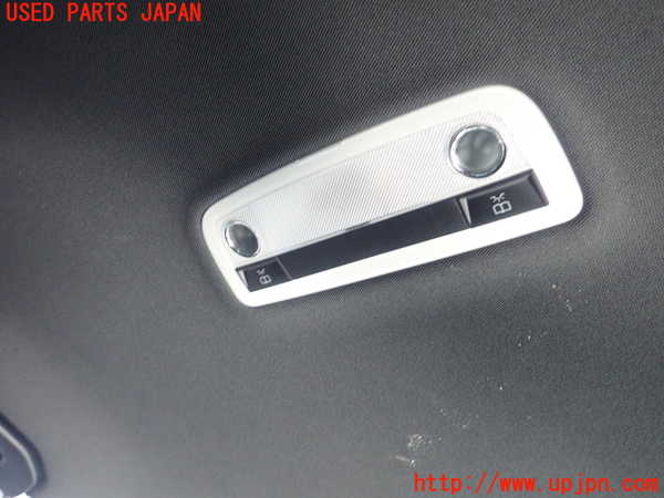 5UPJ-20306412]ベンツ CLA180 C117(117342)ルームランプ2 (2列目) 中古_m0001.jpg