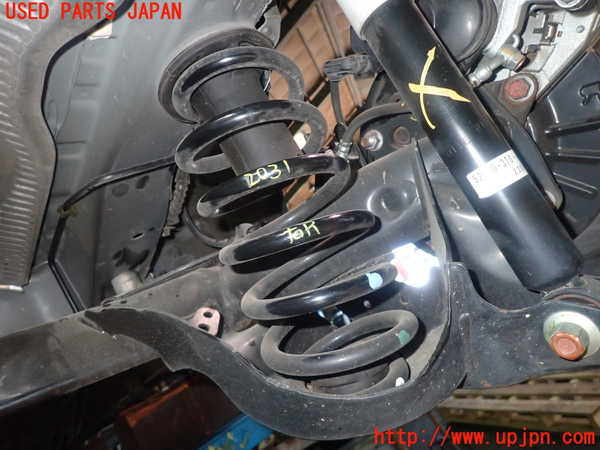 5UPJ-20315100]ステップワゴン スパーダ(RP6)右リアスプリング 中古_m0001.jpg