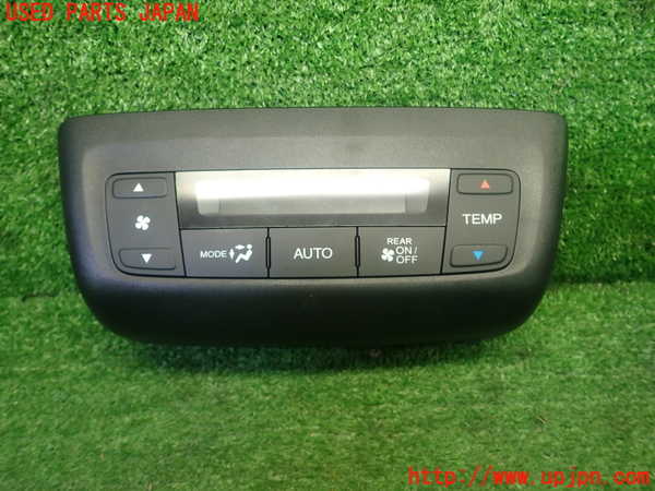 5UPJ-20316306]ステップワゴン スパーダ(RP6)スイッチ1 (リアエアコン) 中古_m0001.jpg
