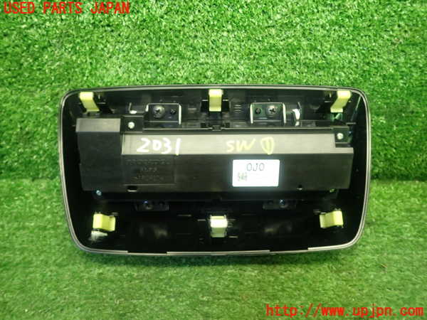 5UPJ-20316306]ステップワゴン スパーダ(RP6)スイッチ1 (リアエアコン) 中古_m0002.jpg