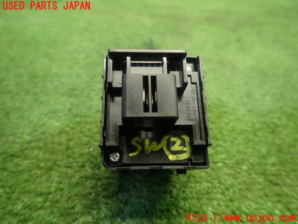 5UPJ-20316307]ステップワゴン スパーダ(RP6)スイッチ2 (パーキングブレーキ) 中古_m0002.jpg
