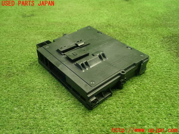 5UPJ-20316149]ステップワゴン スパーダ(RP6)コンピューター4 (8B110-3T0-J011-M1) 中古_m0002.jpg