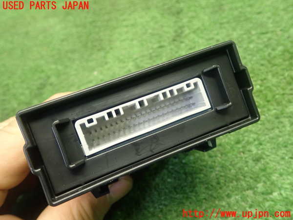 5UPJ-20316150]ステップワゴン スパーダ(RP6)コンピューター5 (38890-3T0-JS1) 中古_m0003.jpg