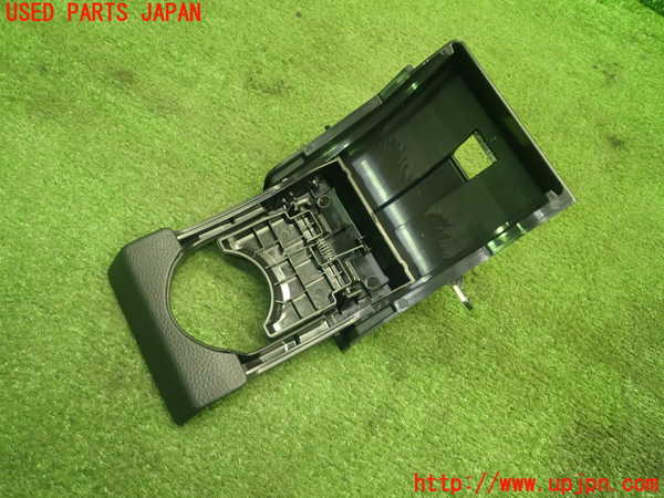 5UPJ-20317810]ステップワゴン スパーダ(RP6)ドリンクホルダー 中古_m0004.jpg