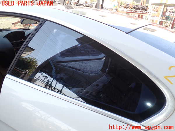 1UPJ-20321382]BMW 650i クーペ(EH48 E63)左クォーターガラス 43R-00022 中古_m0001.jpg