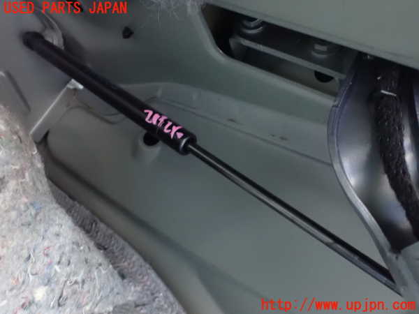 1UPJ-20321506]BMW 650i クーペ(EH48 E63)トランクダンパー 中古_m0001.jpg