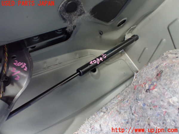 1UPJ-20321506]BMW 650i クーペ(EH48 E63)トランクダンパー 中古_m0002.jpg