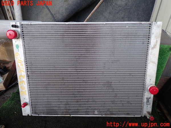 1UPJ-20322321]BMW 650i クーペ(EH48 E63)ラジエーター1 中古_m0001.jpg