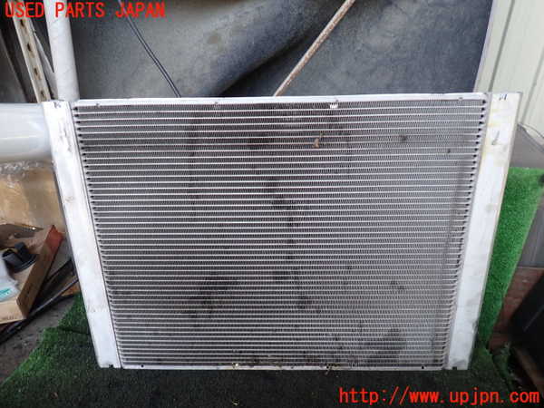 1UPJ-20322321]BMW 650i クーペ(EH48 E63)ラジエーター1 中古_m0002.jpg