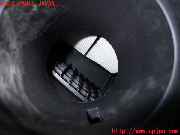 1UPJ-20332560]レジェンド ハイブリッド(KC2)エアクリーナーボックス 中古_m0003.jpg