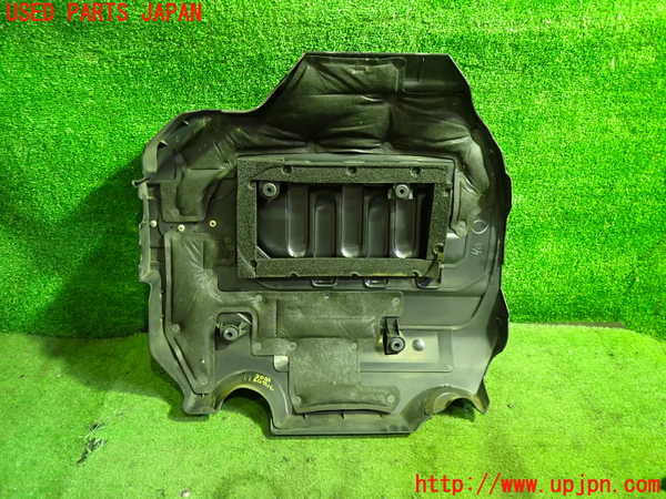 5UPJ-20332160]レジェンド ハイブリッド(KC2)エンジンアッパーカバー 中古_m0002.jpg