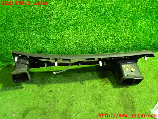 5UPJ-20337527]レジェンド ハイブリッド(KC2)エアコン吹き出し口2（左） 中古_m0002.jpg