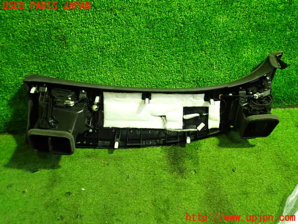 5UPJ-20337527]レジェンド ハイブリッド(KC2)エアコン吹き出し口2（左） 中古_m0003.jpg