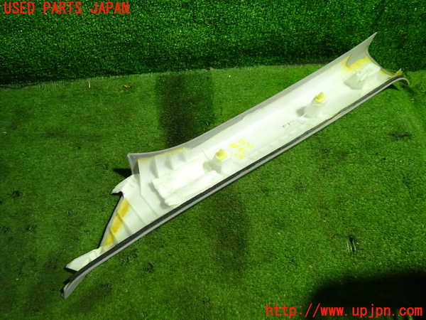 1UPJ-20337655]レジェンド ハイブリッド(KC2)右フロントピラートリム 中古_m0004.jpg