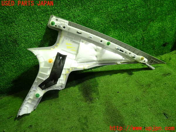 5UPJ-20337680]レジェンド ハイブリッド(KC2)左リアピラートリム 中古_m0003.jpg